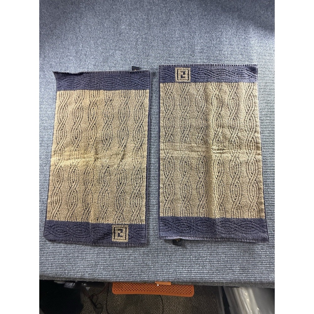 Fendi Hand Towels Unisex 16.25x28 Tan Navy Good Vintage Zucca Logo 2pc Set